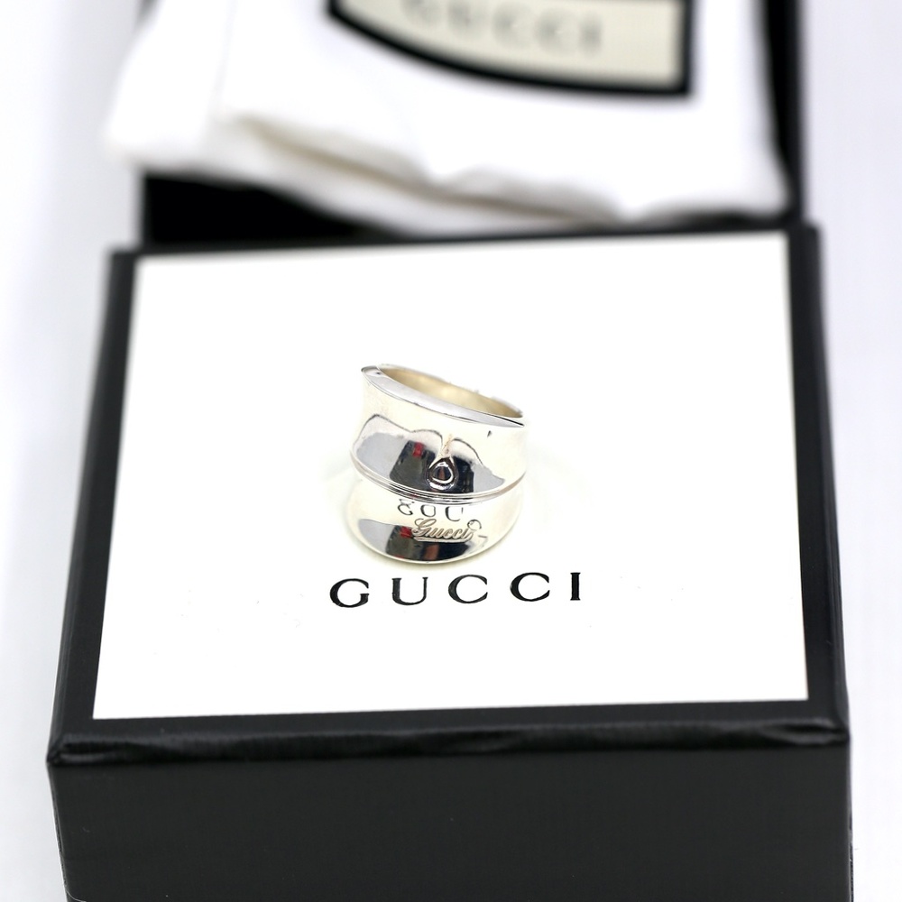 Gucci Ring Size 4.5 - Picture 2 of 12